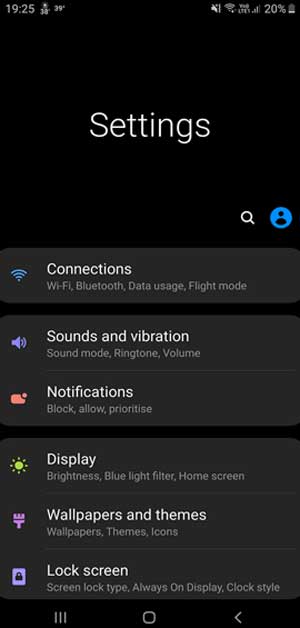 Samsung One UI dark mode in Settings app