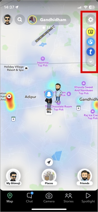 snapchat menubar on Map tab on upper-right corner