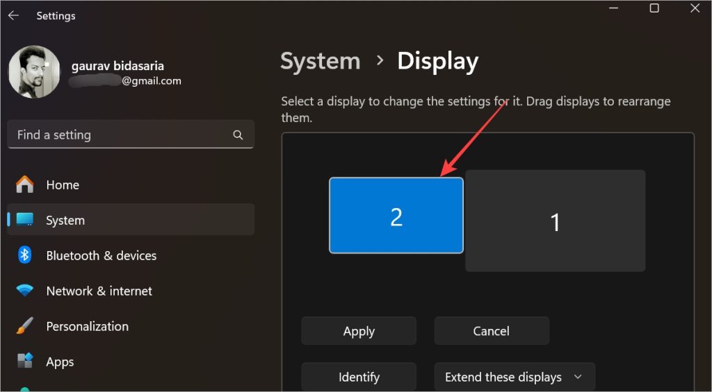 Change to another display in Windows